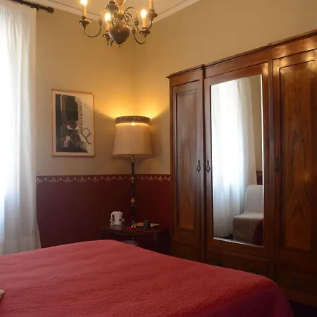 Like Juliet Bed & Breakfast